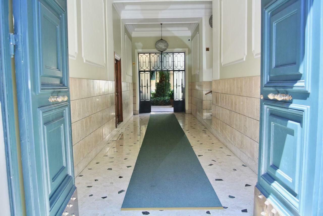 רומא Beautiful Apartment In San Giovanni Close To Colosseo מראה חיצוני תמונה