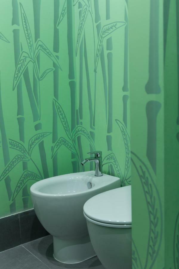 רומא Beautiful Apartment In San Giovanni Close To Colosseo מראה חיצוני תמונה